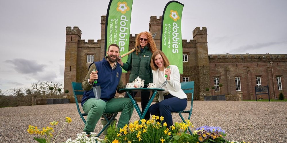 Dobbies sponsors Scone Palace Garden Fair